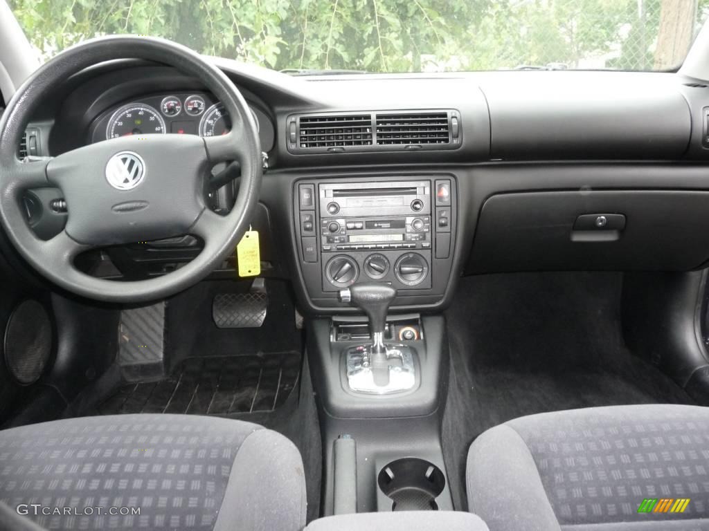 2001 Passat GLS Sedan - Blue Anthracite Pearl / Black photo #9