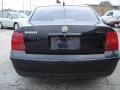 Black Magic Pearl - Passat GLS Sedan Photo No. 7