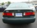 Woodland Pearl - Camry LE Photo No. 4