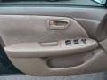Woodland Pearl - Camry LE Photo No. 6