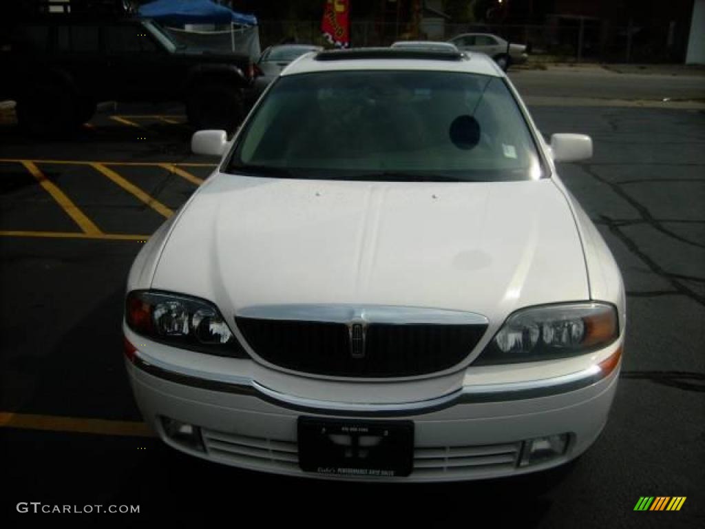 White Pearlescent Tricoat Lincoln LS