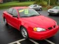 2004 Victory Red Pontiac Grand Am SE Sedan  photo #16