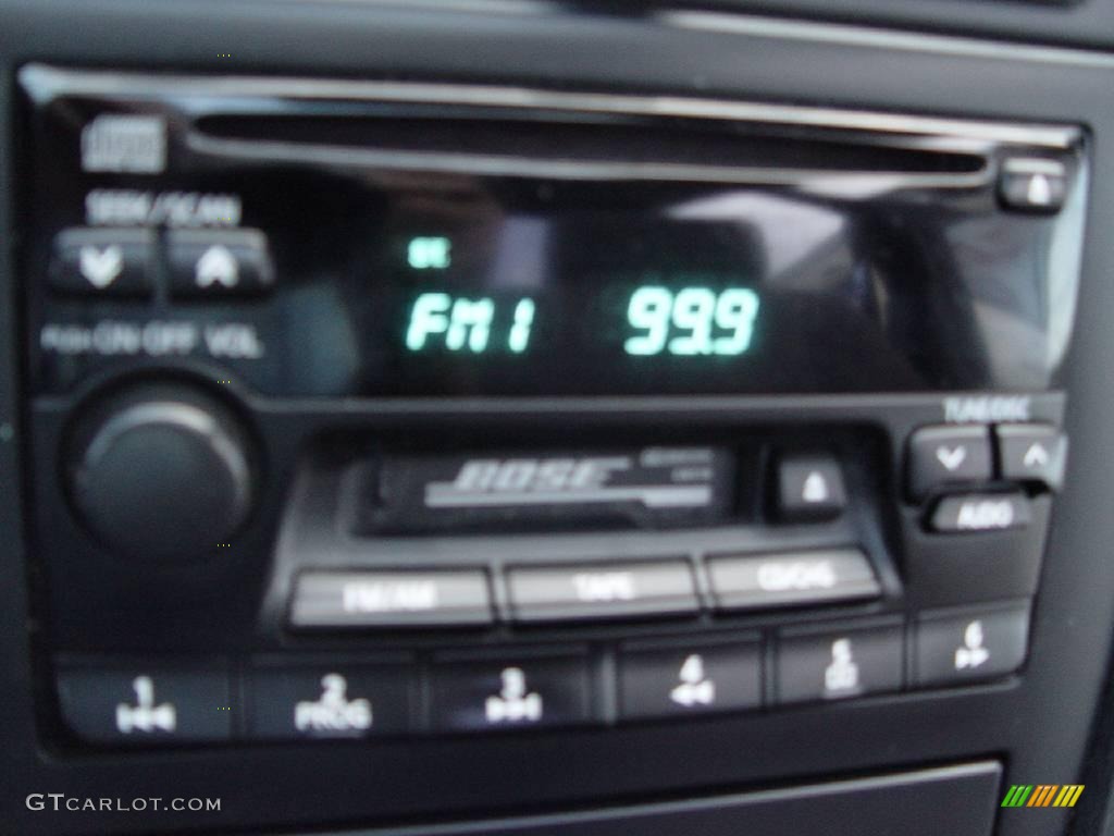 1999 Maxima SE - Icelandic Pearl / Charcoal Black photo #17