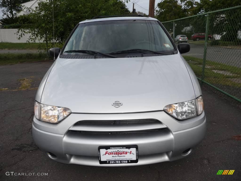 Quicksilver Metallic Nissan Quest