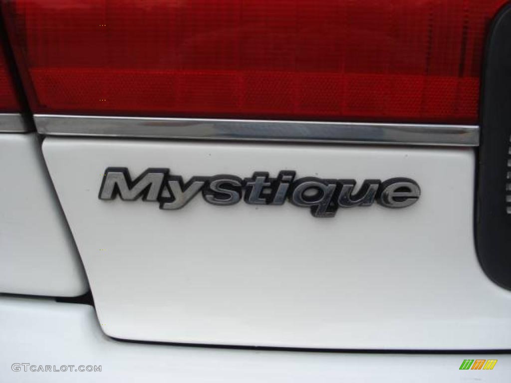 2000 Mystique GS - Vibrant White / Midnight Blue photo #14