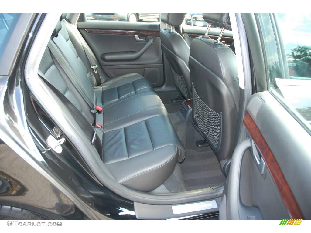 2007 A4 2.0T quattro Sedan - Brilliant Black / Ebony photo #21