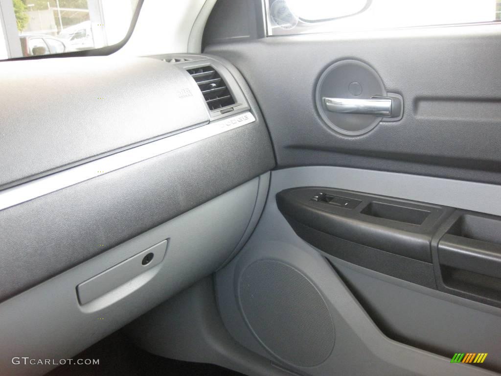 2008 Charger SE - Inferno Red Crystal Pearl / Dark Slate Gray photo #15