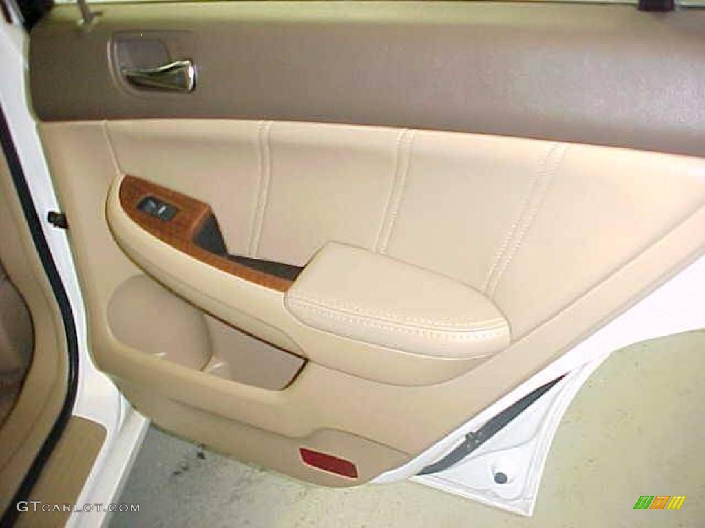 2006 Accord EX-L V6 Sedan - Taffeta White / Ivory photo #9