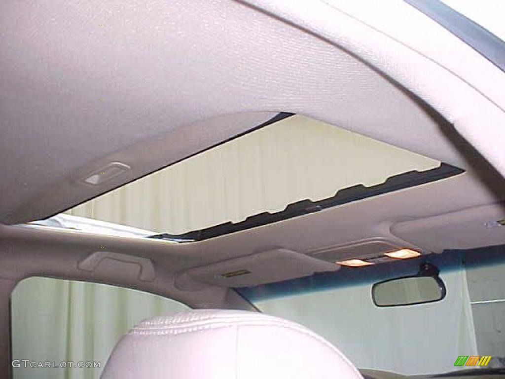 2006 Accord EX-L V6 Sedan - Taffeta White / Ivory photo #12