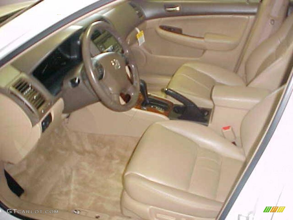 2006 Accord EX-L V6 Sedan - Taffeta White / Ivory photo #19
