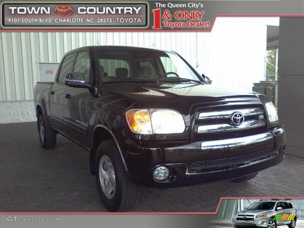 2006 Tundra SR5 Double Cab 4x4 - Black / Dark Gray photo #1