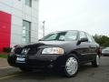 Blackout - Sentra 1.8 S Photo No. 1