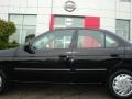 Blackout - Sentra 1.8 S Photo No. 17