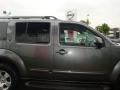 2006 Storm Grey Metallic Nissan Pathfinder SE 4x4  photo #21