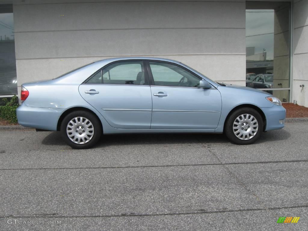 2006 Camry XLE - Sky Blue Pearl / Stone Gray photo #2