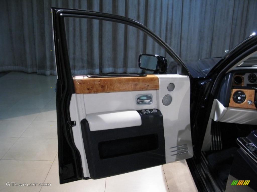 2004 Phantom  - Blue Velvet / Sea Shell photo #12