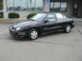 2000 Black Pontiac Sunfire SE Sedan  photo #1