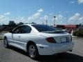 Summit White - Sunfire Coupe Photo No. 3