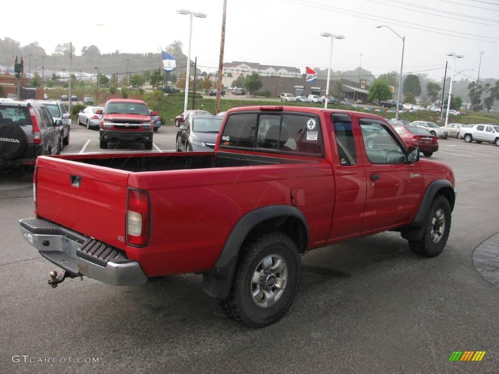 1998 Frontier XE Extended Cab 4x4 - Aztec Red / Gray photo #5