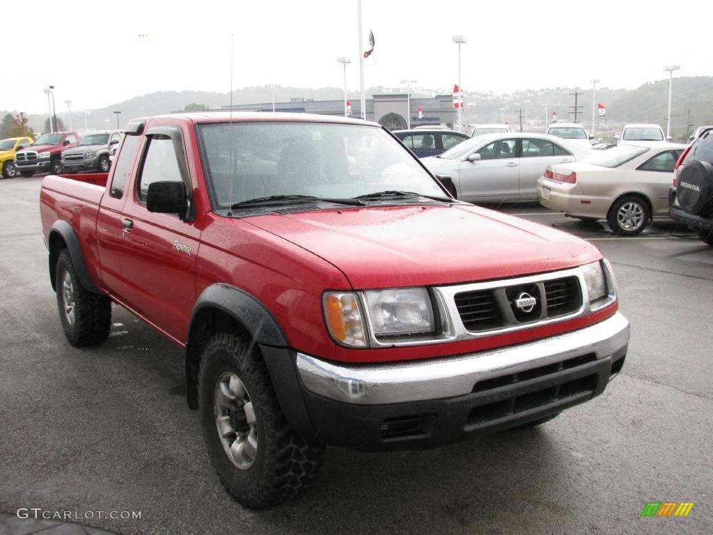 1998 Frontier XE Extended Cab 4x4 - Aztec Red / Gray photo #7