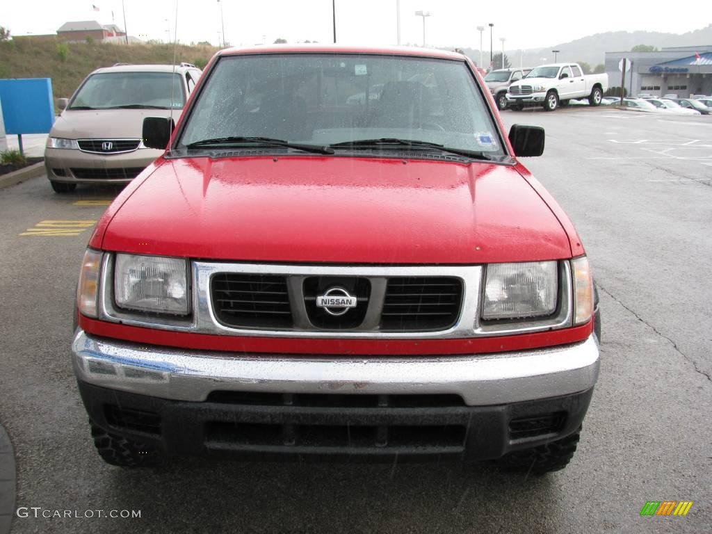 1998 Frontier XE Extended Cab 4x4 - Aztec Red / Gray photo #8