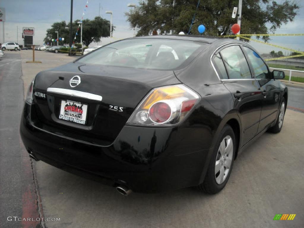 2008 Altima 2.5 S - Super Black / Charcoal photo #4