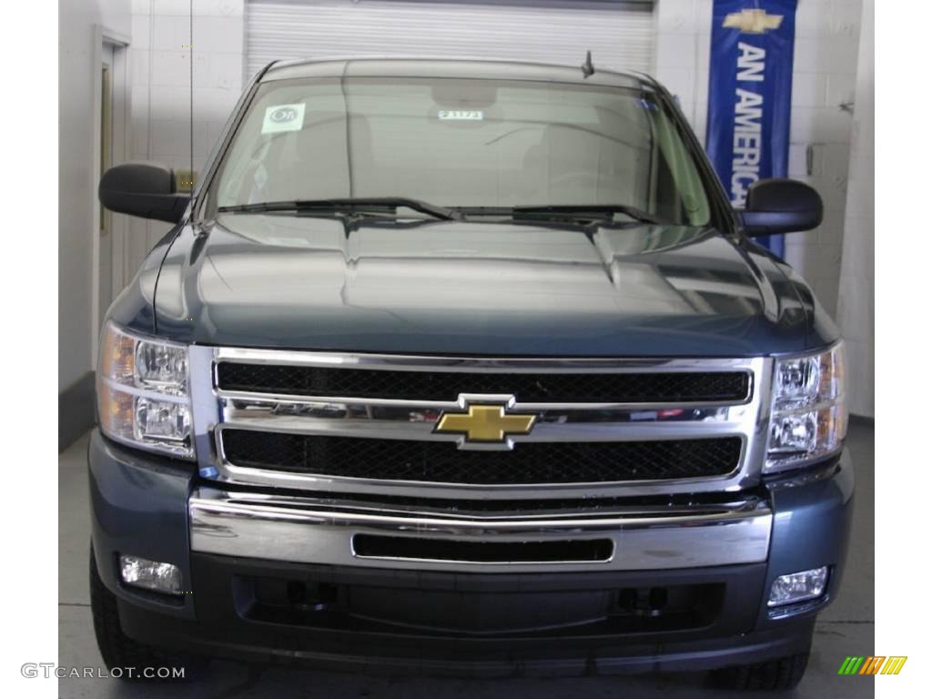 2009 Silverado 1500 LT Extended Cab 4x4 - Blue Granite Metallic / Ebony photo #2