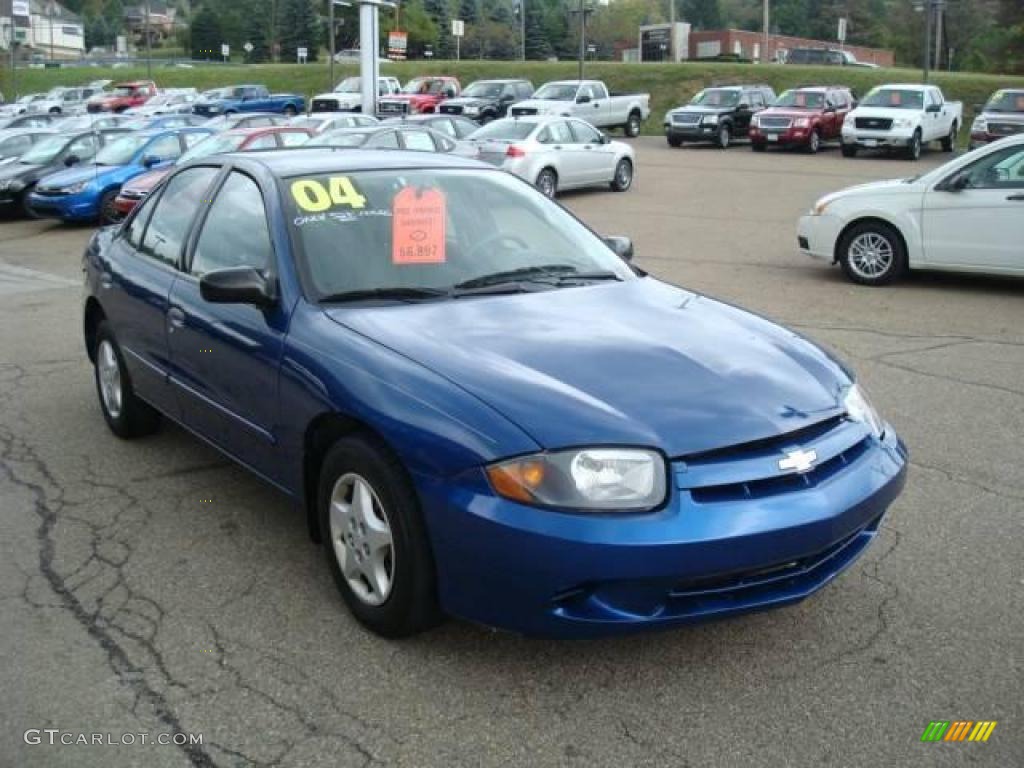 2004 Cavalier Sedan - Arrival Blue Metallic / Graphite photo #6