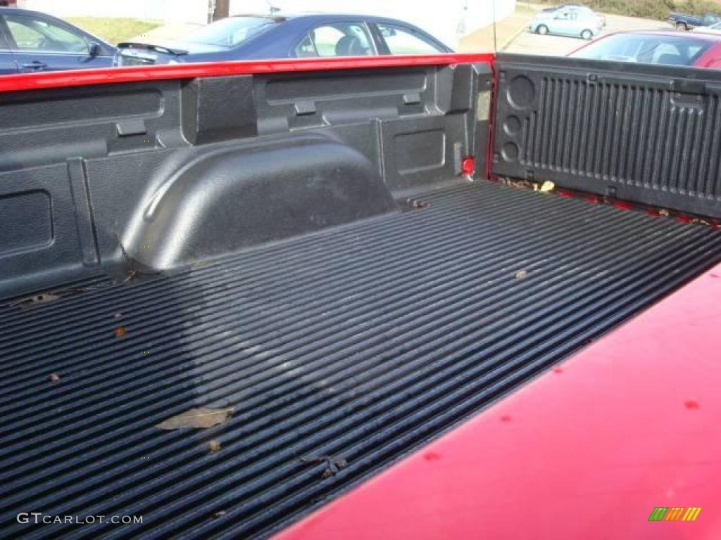 2007 Silverado 1500 Classic Work Truck Extended Cab 4x4 - Victory Red / Dark Charcoal photo #10