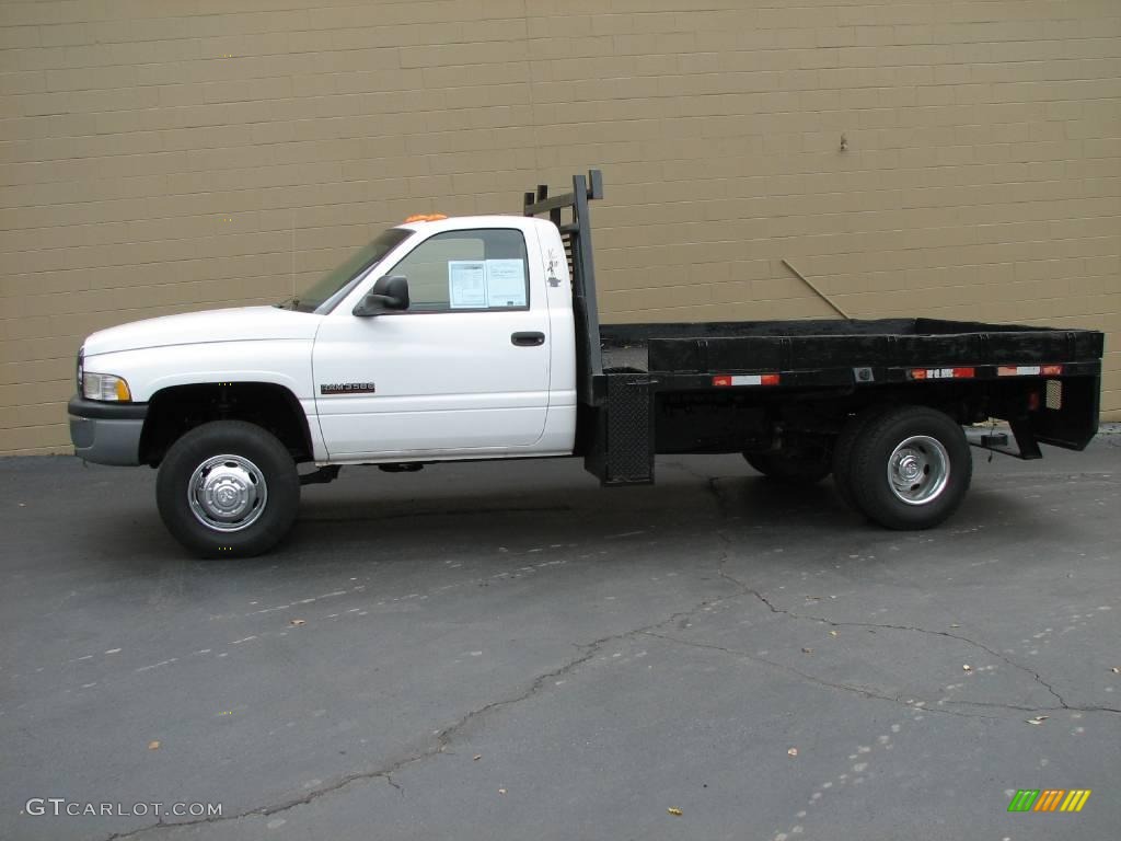 2001 Ram 3500 ST Regular Cab Chassis - Bright White / Agate photo #1