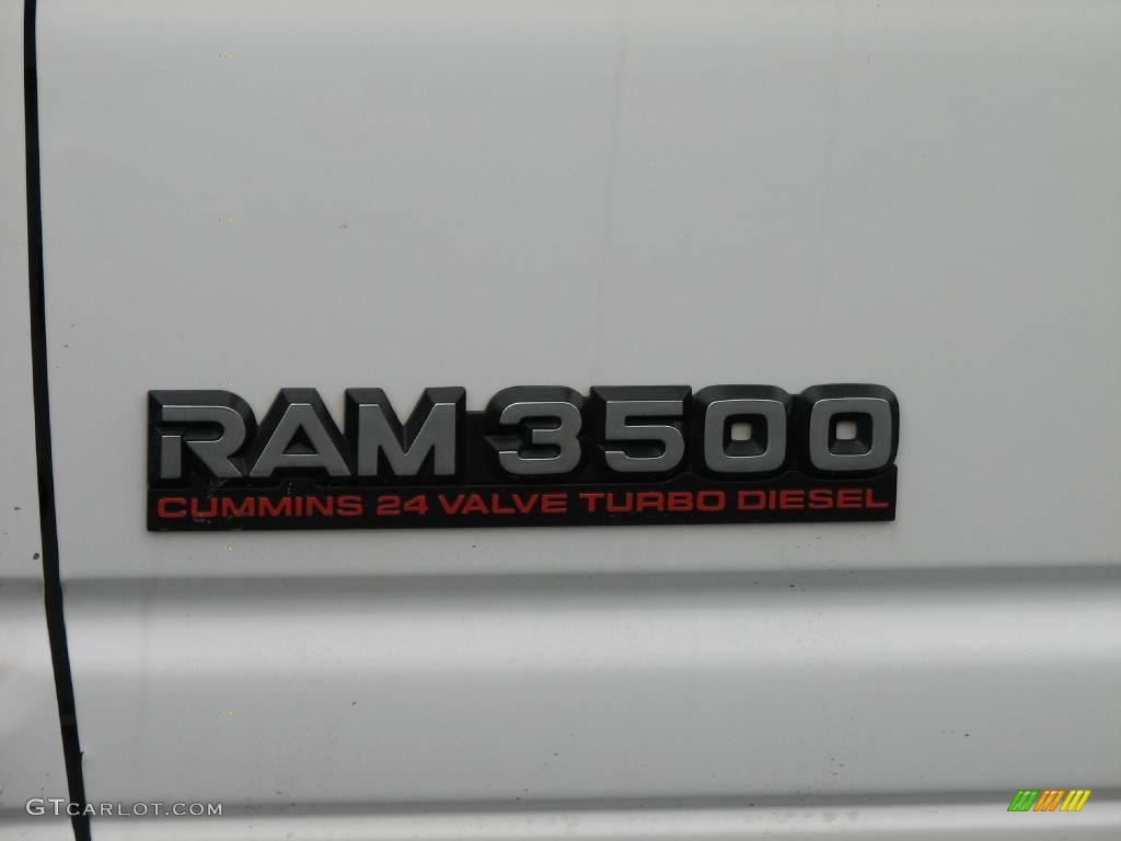 2001 Ram 3500 ST Regular Cab Chassis - Bright White / Agate photo #2