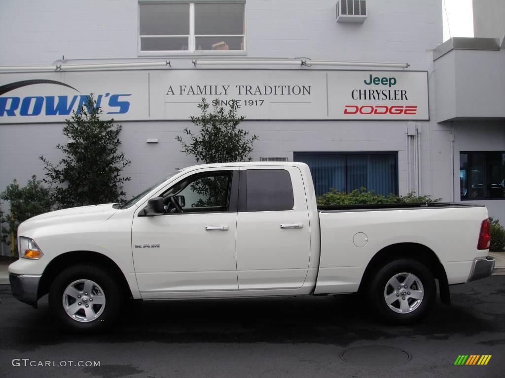 2009 Ram 1500 SLT Quad Cab 4x4 - Stone White / Dark Slate/Medium Graystone photo #3