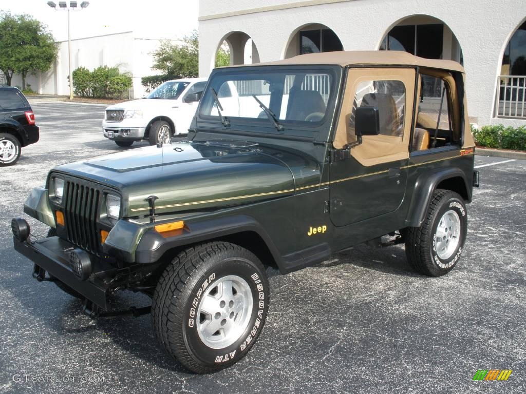 1995 Moss Green Pearl Jeep Wrangler Rio Grande 4x4 18504456