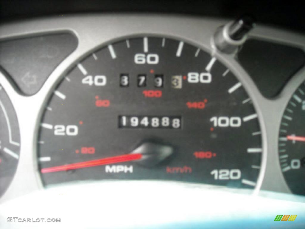 1999 Taurus SE - Vibrant White / Medium Graphite photo #12