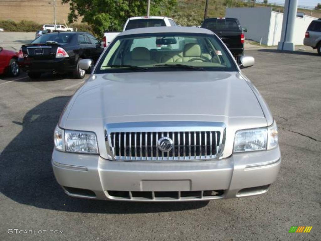 2009 Grand Marquis LS Ultimate Edition - Silver Birch Metallic / Light Camel photo #8