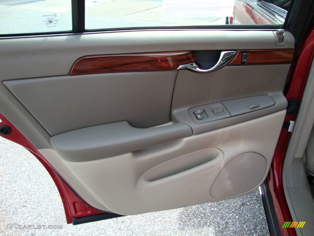 2004 DeVille Sedan - Crimson Red Pearl / Shale photo #23