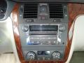 Light Platinum - DTS Sedan Photo No. 10