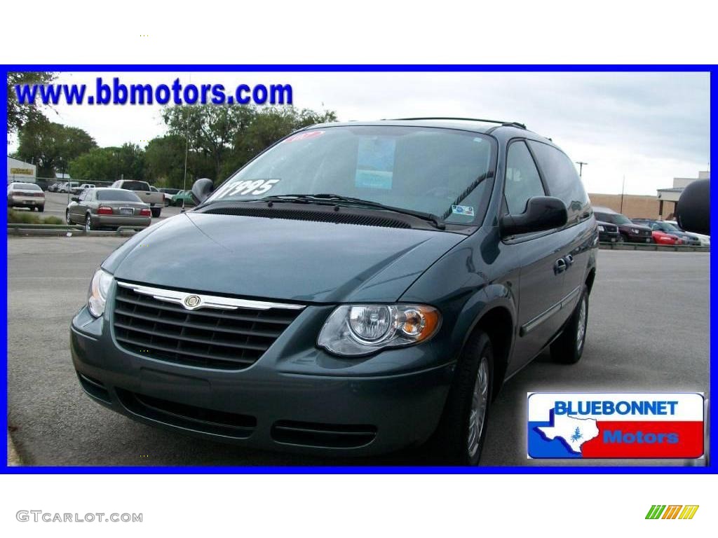 2007 Town & Country Touring - Magnesium Pearl / Medium Slate Gray photo #1