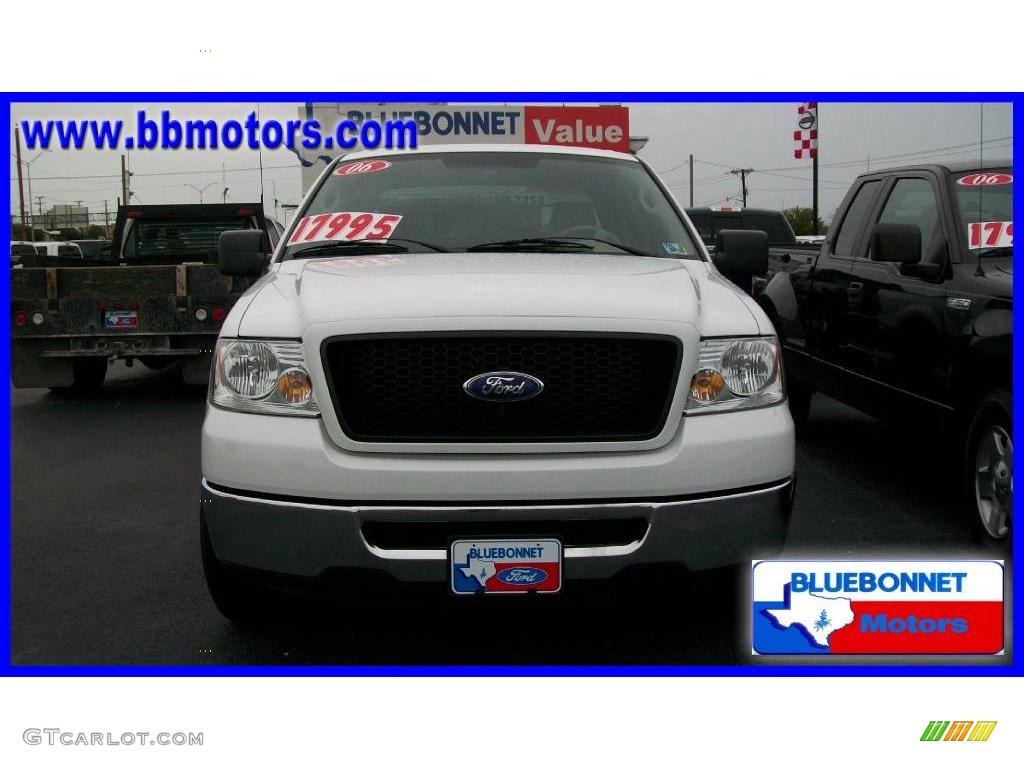 2006 F150 XLT SuperCrew - Oxford White / Tan photo #2