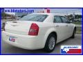 2009 Cool Vanilla White Chrysler 300   photo #4