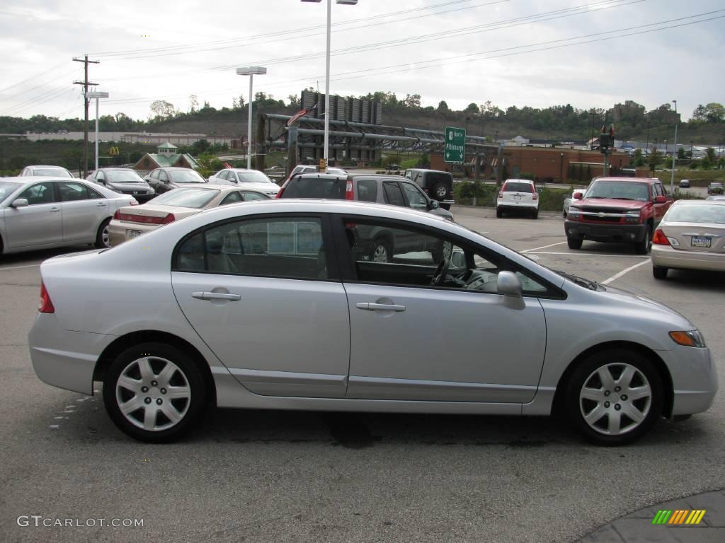 2007 Civic LX Sedan - Alabaster Silver Metallic / Gray photo #7