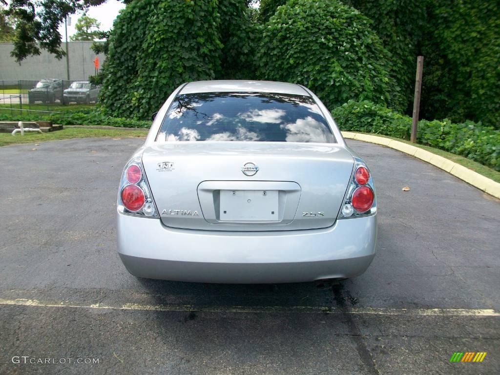 2005 Altima 2.5 S - Sheer Silver Metallic / Frost Gray photo #3