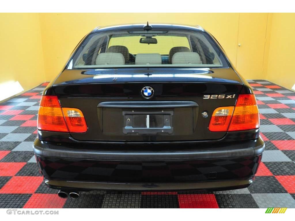 2004 3 Series 325xi Sedan - Jet Black / Sand photo #5