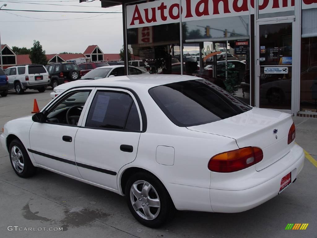 2000 Prizm  - White / Dark Charcoal photo #4