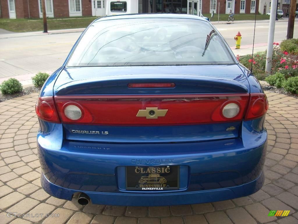 2004 Cavalier LS Sport Coupe - Arrival Blue Metallic / Graphite photo #7