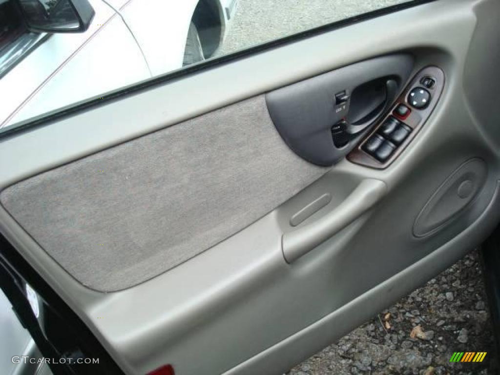 1999 Malibu LS Sedan - Black / Medium Gray photo #11