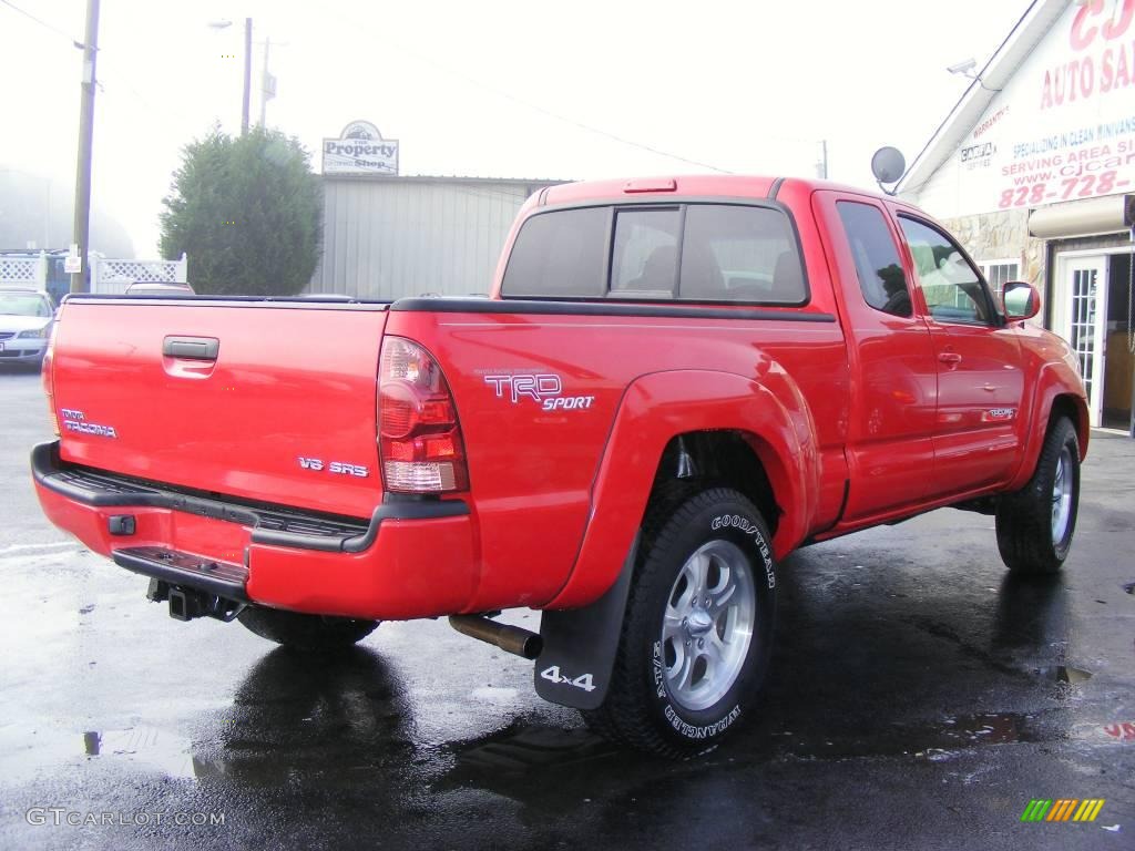 2006 Tacoma V6 TRD Sport Access Cab 4x4 - Radiant Red / Graphite Gray photo #3