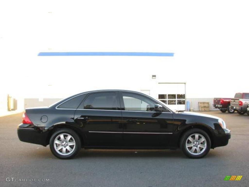 2006 Five Hundred SEL AWD - Black / Pebble Beige photo #4