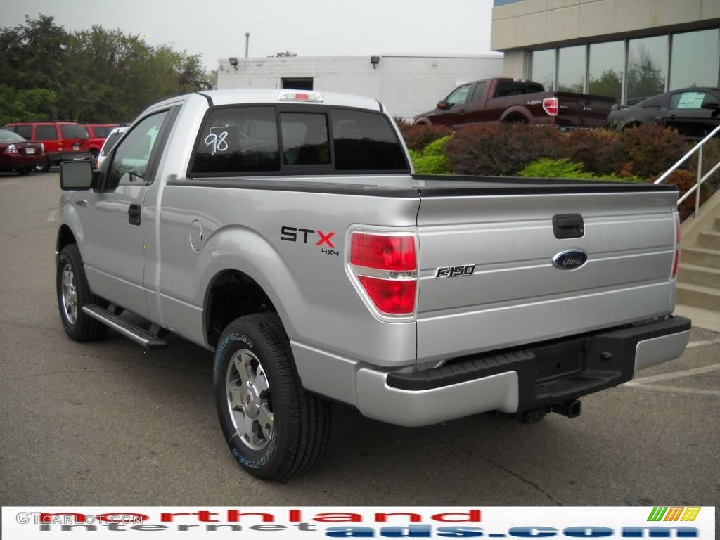 2010 F150 STX Regular Cab 4x4 - Ingot Silver Metallic / Medium Stone photo #11