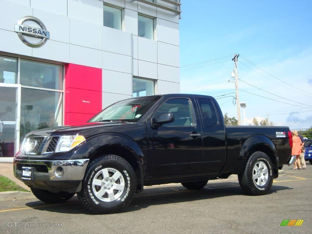 2005 Frontier Nismo King Cab 4x4 - Super Black / Nismo Charcoal photo #5